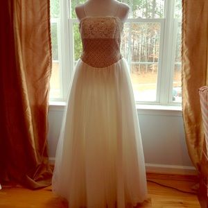 Davids Bridal gown